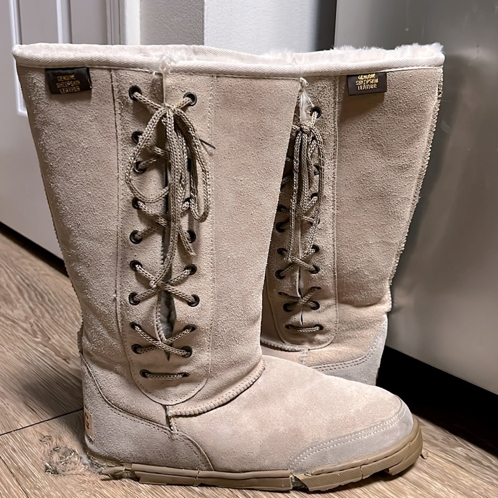 🔴 CLEARANCE UGG 👢 LACE-UP SUEDE LEATHER SHEEPSKIN LINED BOOTS Women’s 40 AU 9 US